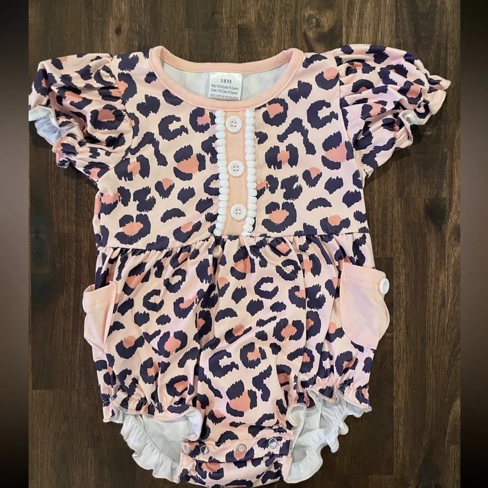 NWOT 18M Baby Girl Cheetah Print Romper - Picture 2 of 6
